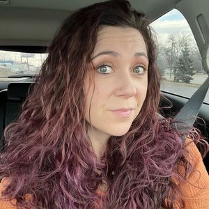 Meet your Posher, Sara